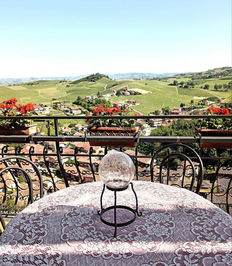 Teresa Al Belvedere Rooms&Holidayapartments Camere&Appartamenti Castellinaldo エクステリア 写真