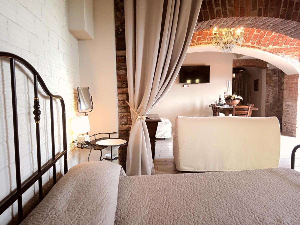 Teresa Al Belvedere Rooms&Holidayapartments Camere&Appartamenti Castellinaldo エクステリア 写真
