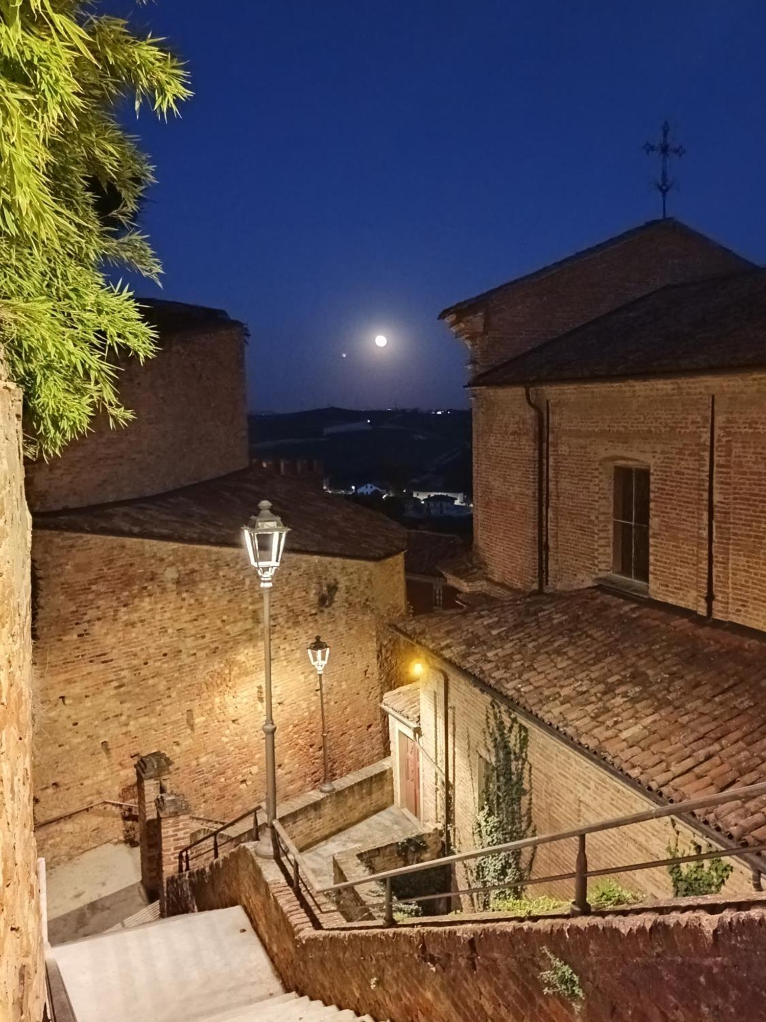 Teresa Al Belvedere Rooms&Holidayapartments Camere&Appartamenti Castellinaldo エクステリア 写真