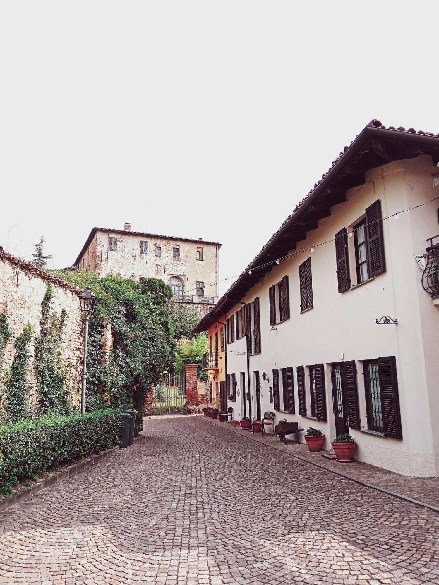 Teresa Al Belvedere Rooms&Holidayapartments Camere&Appartamenti Castellinaldo エクステリア 写真