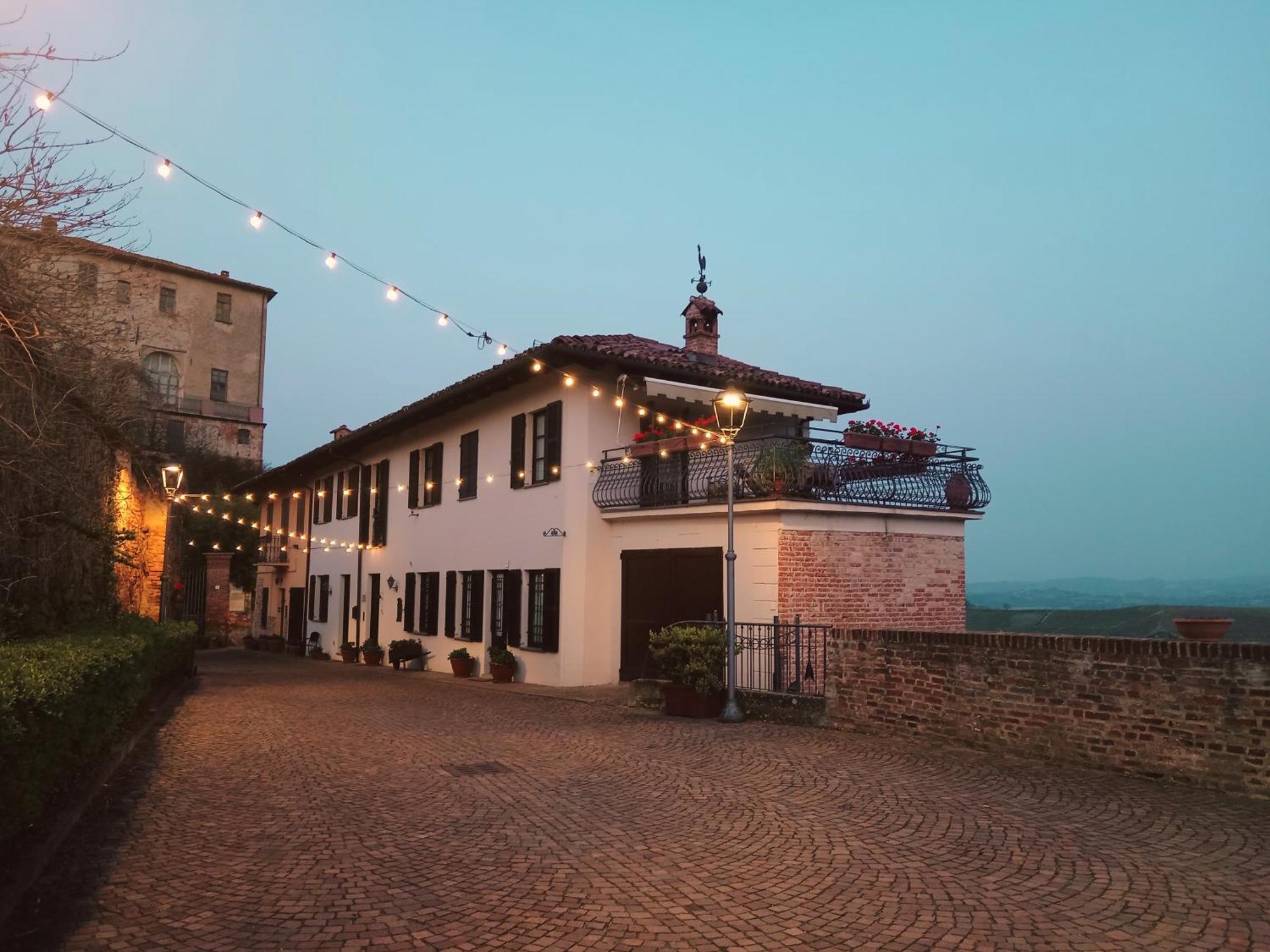 Teresa Al Belvedere Rooms&Holidayapartments Camere&Appartamenti Castellinaldo エクステリア 写真